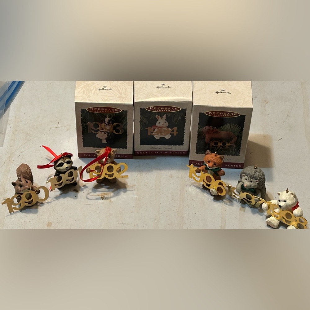 9 Vintage Hallmark Keepsake Ornaments Fabulous Decade 1990-1998 Animals